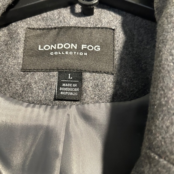 London Fog, Double Breasted, Ladies Gray Peacoat with Scarf, Large, NWT - Picture 5 of 11